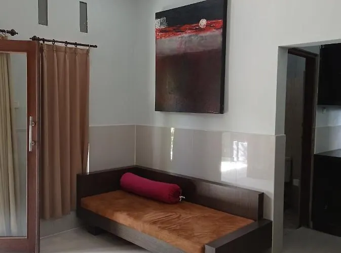 Guest house Aya Redpartner 3*
